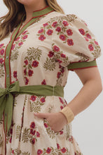 Load image into Gallery viewer, Ellia Dress Curvy