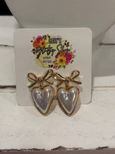 Load image into Gallery viewer, Bow Heart Stud Earrings
